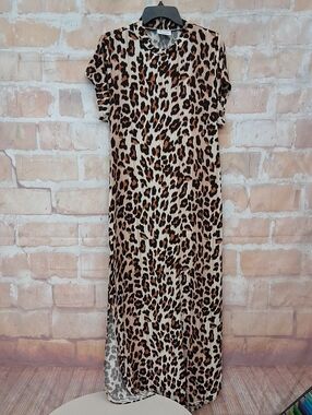 Leopard Print Short Sleeve Maxi Dress in Brown